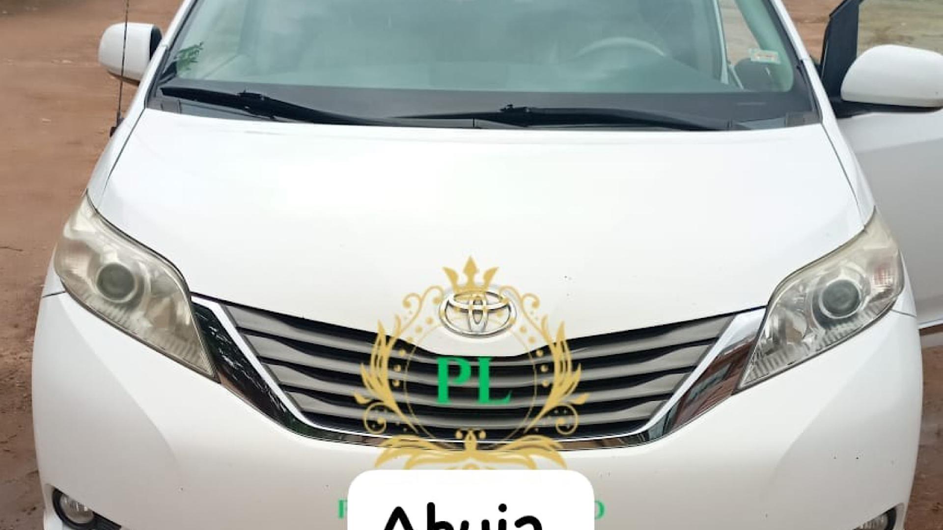 Toyota Sienna 2014