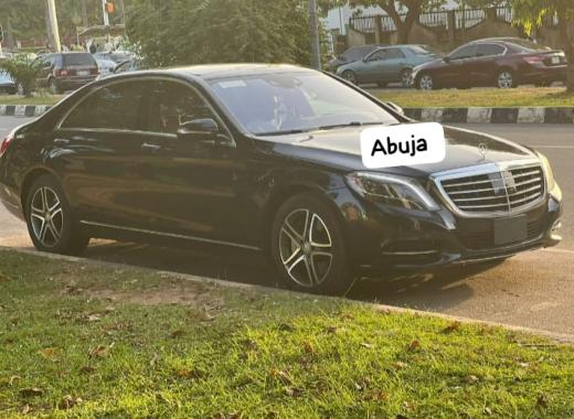 Mercedes-Benz S560