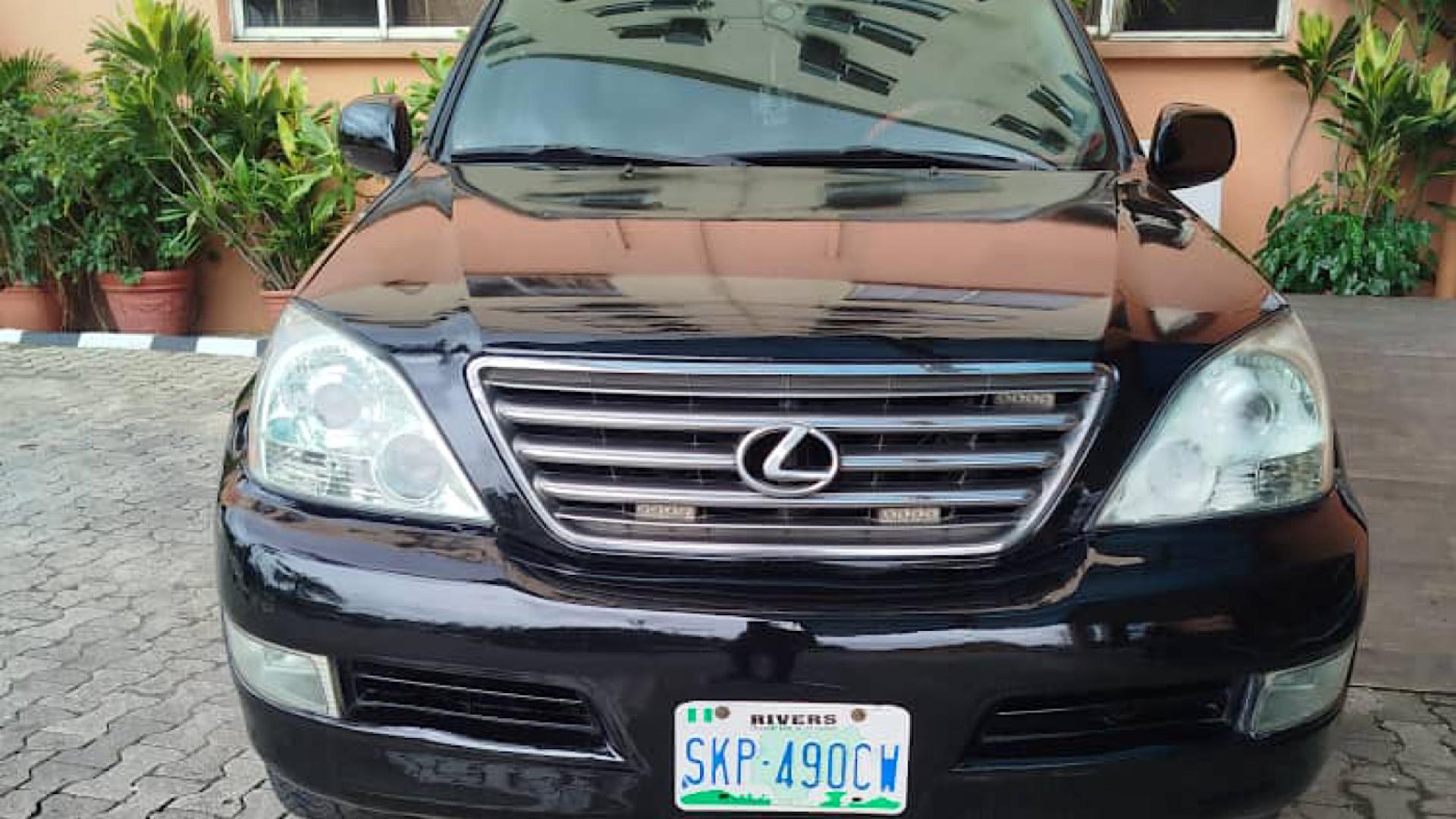 Lexus GX 470(Client to Buy Fuel)